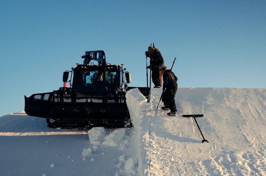 Prinoth: Built for the Worlds Best - The Bison X at Snowpark LAAX