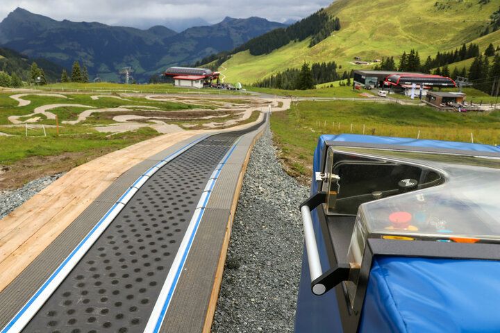 Sunkid: A Moving Carpet for first trail experiences in Kitzb?hel (Austria)
