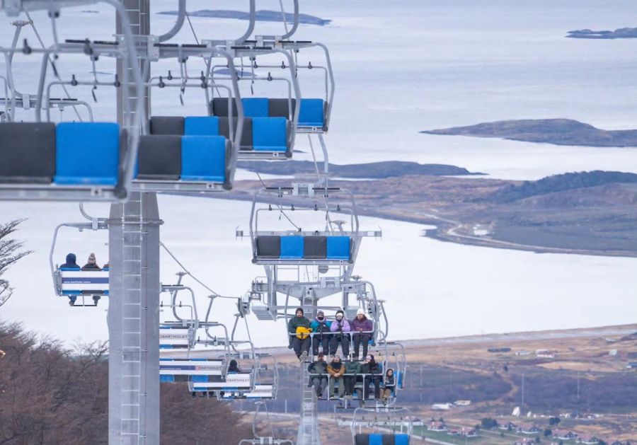 Bartholet: New 4-Seater Chairlift Opens at the End of the World