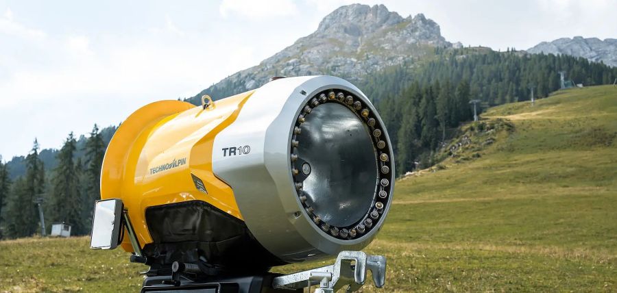 TechnoAlpin: Digitalization and Marginal Temperatures - The TR Series Is Built for the Challenge
