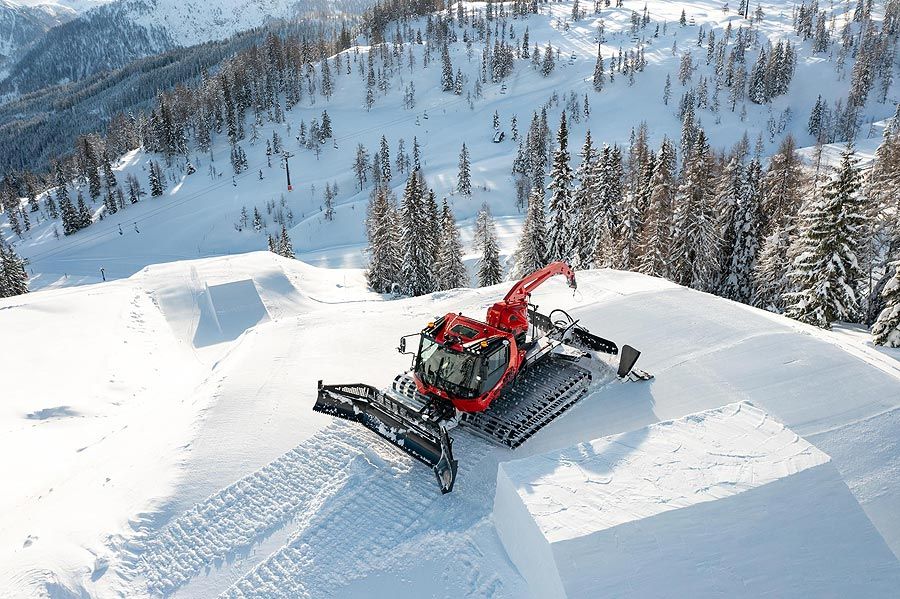 RUN RED: This is the new PistenBully 400