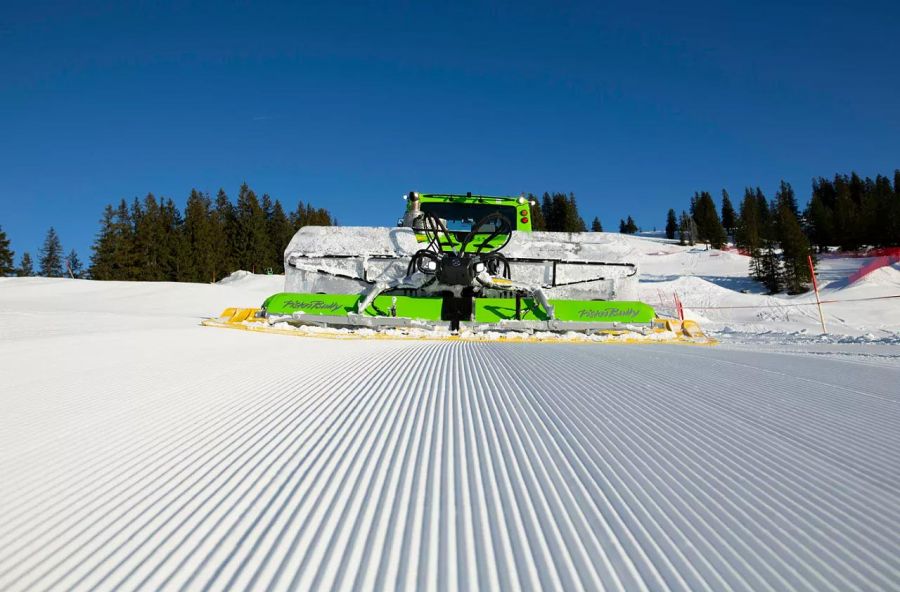 Pistenbully: Training right in your ski area