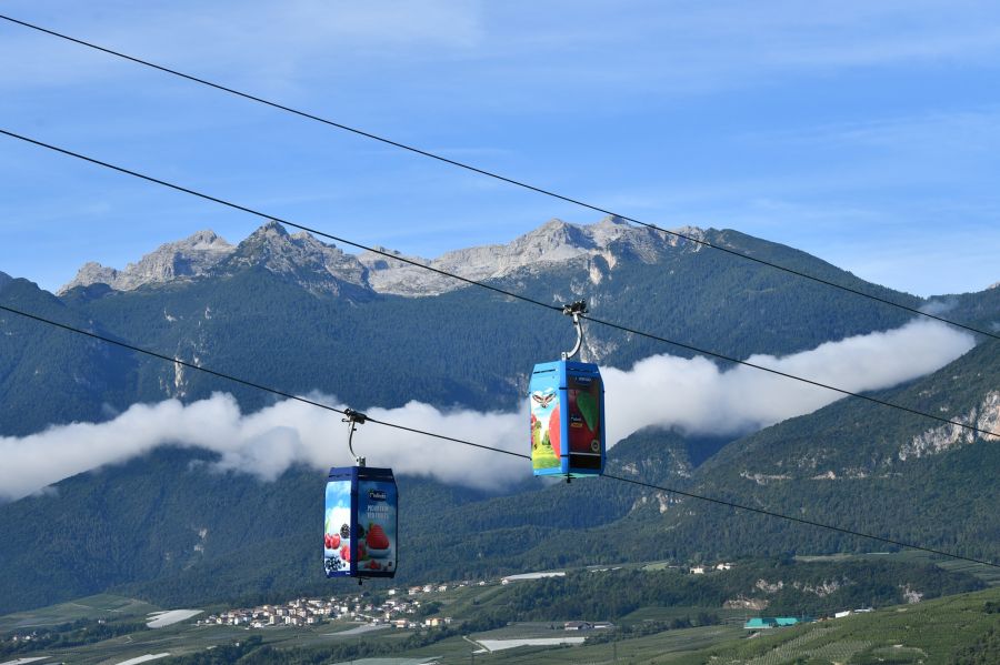 LEITNER: Launch of worlds first Apple Ropeway