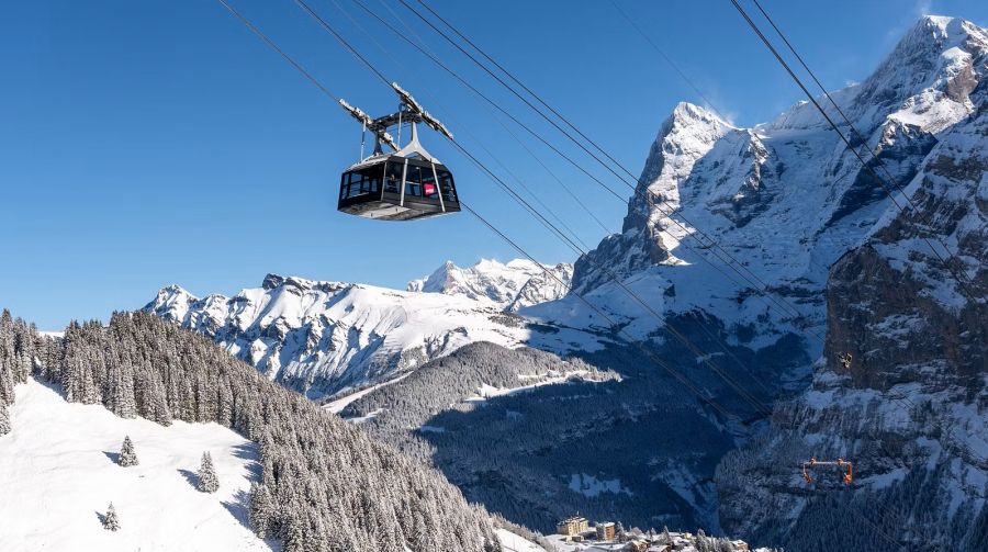 Schilthorn / Switzerland: Second Funifor cableway between Murren and Birg