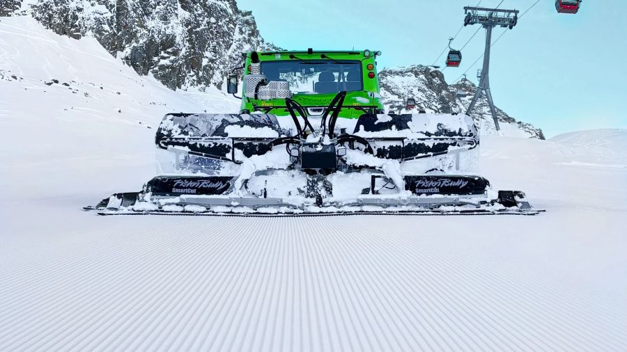 The new SmartCut tiller from PistenBully